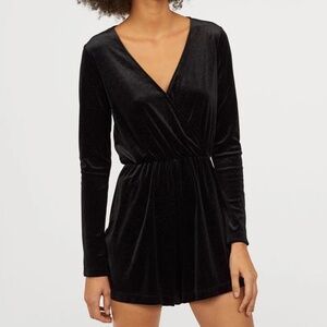 H&M Long Sleeve Sparkly Velvet Playsuit Eur 36 US 4